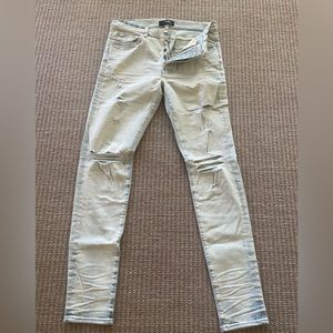 AMIRI Light Wash Skinny Men’s Denim